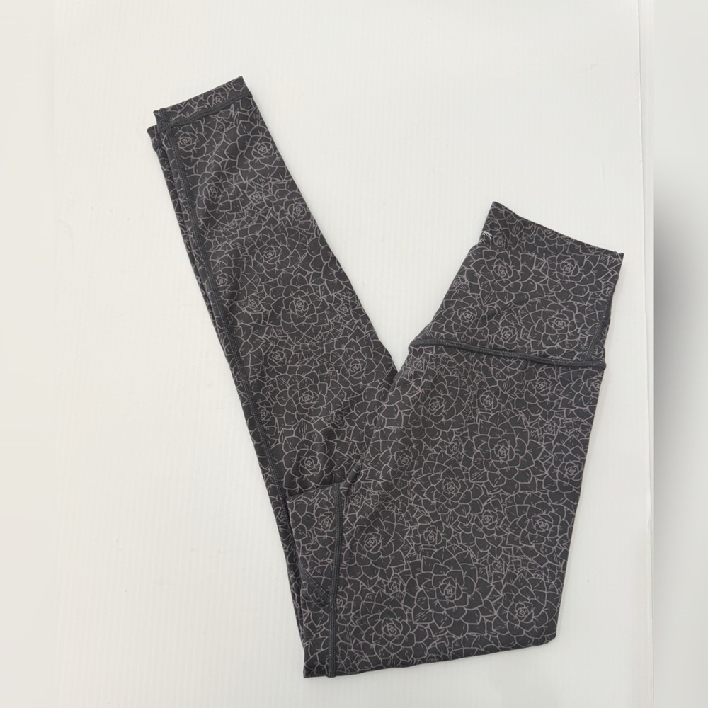 BuffBunny Black Floral Leggings